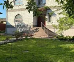 Продажа 8-комнатного дома, 350 м², Бердичевская Музыкалка, Центр, Житомир