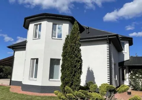 Продажа 5-комнатного двухэтажного дома, 310 м², Станишевка - 1/10