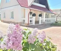 Долгосрочная аренда 4-комнатного дома, 130 м², Покровская, Центр, Житомир