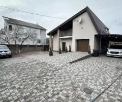 Продажа 4-комнатного дома, 200 м², с. Довжик, возле Житомира