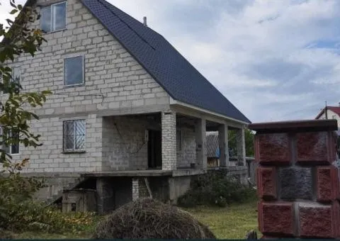 6-room house for sale, 240 m², 10 sot plot, Veresy - 1/3