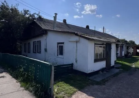 Продажа 2-комнатной квартиры, 53 м², пгт Черняхов - 1/6
