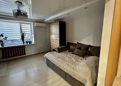 Продажа 2-комнатной квартиры, 50 м², Великая Бердичевская, Центр, Житомир - 1/9