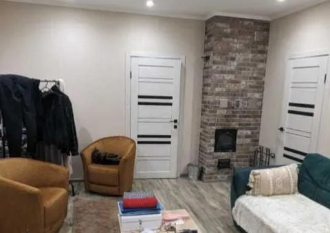 Продажа 3-комнатного дома, 80 м², Театральная Ч/Б, Центр, Житомир - 1/6