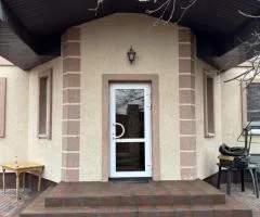 Продажа 4-комнатного дома, 170 м², ул. Антоновича, Центр, Житомир