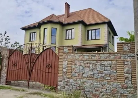 Продажа 4-комнатного дома, 353 м², с. Тетеревка, у р. Тетерев - 4/10