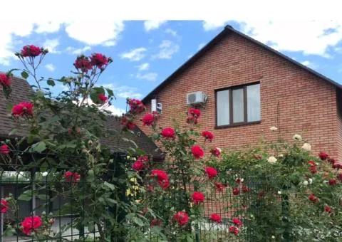 Продажа 3-комнатного дома, 211 м², с. Скоморохи, 12 км от Житомира - 1/10