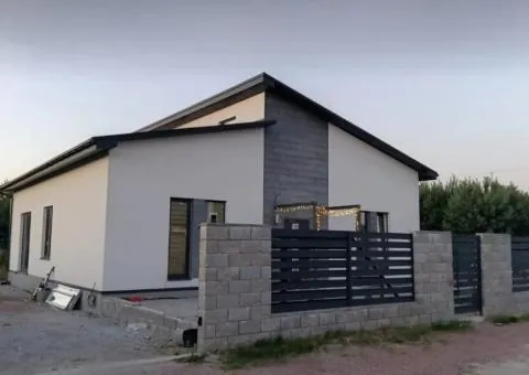 Продажа 3-комнатного 1-этажного дома, 117 м², Заречаны - 1/10