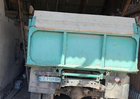 Truck self dumping - 2/3