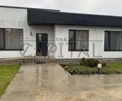 Аренда 4-комнатного дома, 160 м², ул. Садовая, Святошинский район, Киев