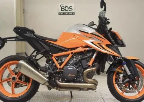 KTM 1290 SUPERDUKE R 2023 год - 1/3