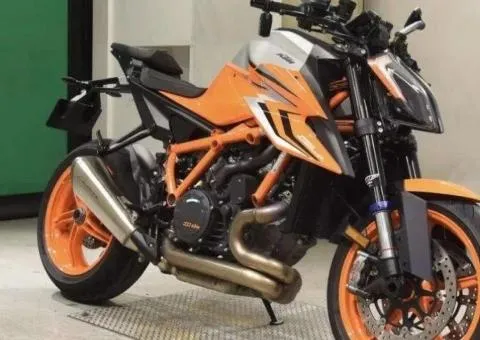 KTM 1290 SUPERDUKE R 2023 год - 2/3