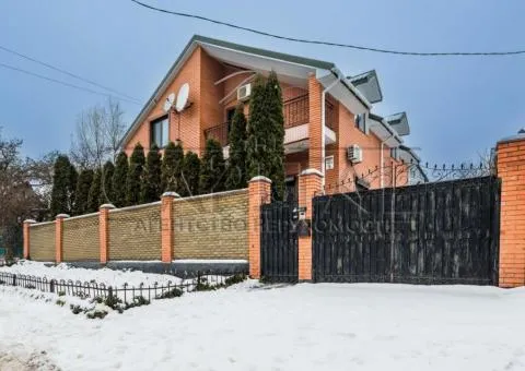 Оренда будинку, 230 м², вул. Яготинська, Печерський район, Київ - 1/10