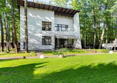 Оренда 6-кімнатного будинку, 300 м², вул. Патріарха Володимира Романюка, Святошинський район, Київ - 1/10