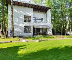 Оренда 6-кімнатного будинку, 300 м², вул. Патріарха Володимира Романюка, Святошинський район, Київ