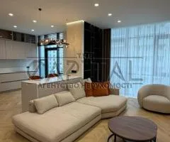 3-room apartment for long-term rent, 93 m², Novopecherski Lypky residential complex, Kyiv