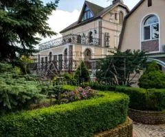 Аренда дома, 1500 м², ул. Освободителей, Лютиж