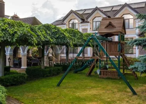 Аренда 6-комнатного дома, 1500 м², ул. Освободителей, Лютиж - 6/10