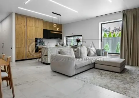 4-room duplex for long-term rent, 200 m², Zapadna St, Hora - 1/10