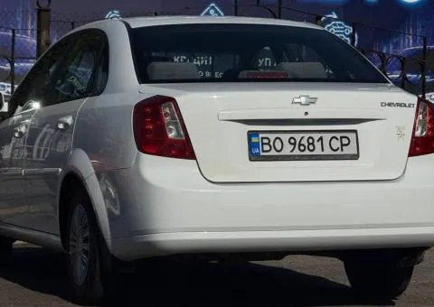Chevrolet Lacetti 2010, 1.6 L petrol, manual, front-wheel drive, 261,000 km, Zaporizhzhia - 4/9