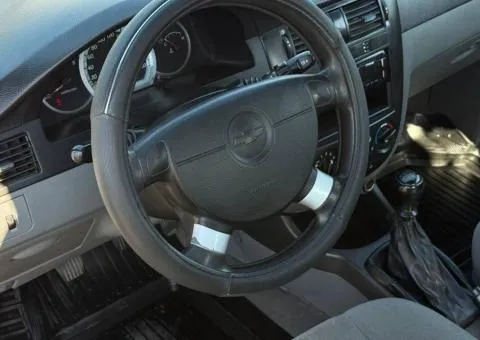 Chevrolet Lacetti 2010, 1.6 L petrol, manual, front-wheel drive, 261,000 km, Zaporizhzhia - 7/9