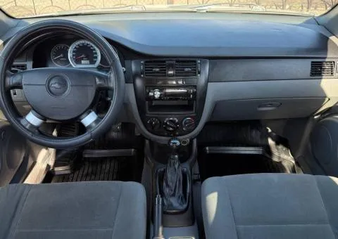 Chevrolet Lacetti 2010, 1.6 L petrol, manual, front-wheel drive, 261,000 km, Zaporizhzhia - 9/9