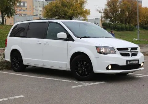 Dodge Grand Caravan 2019, LPG + petrol, automatic, front-wheel drive, 149,000 km, Kyiv
