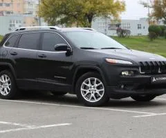 Jeep Cherokee 2014, LPG+petrol, automatic, front-wheel drive, 208,000 km, Kyiv