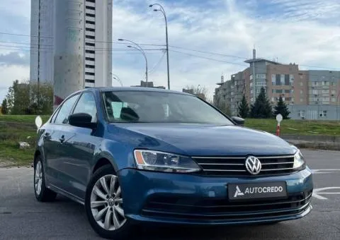 Volkswagen Jetta 2016, petrol, automatic, front-wheel drive, 184,000 km, Kyiv