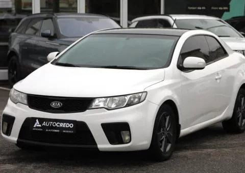 Kia Cerato Koup 2010, LPG + petrol, manual, front-wheel drive, 214,000 km, Kharkiv