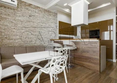 2-room apartment for rent, 60 m², Novopecherski Lypky residential complex, Kyiv - 1/10
