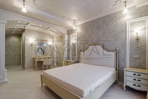 Аренда  квартира Киевская обл., Киев, Институтская ул., 18а - 17/43