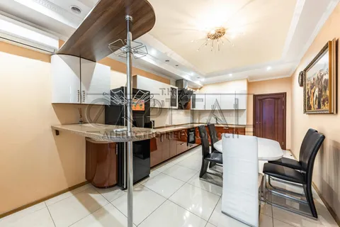 Аренда  квартира Киевская обл., Киев, Леси Украинки ул., 7А - 15/48