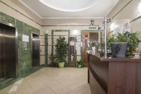 Аренда  квартира Киевская обл., Киев, Паторжинского ул., 14 - 19/34