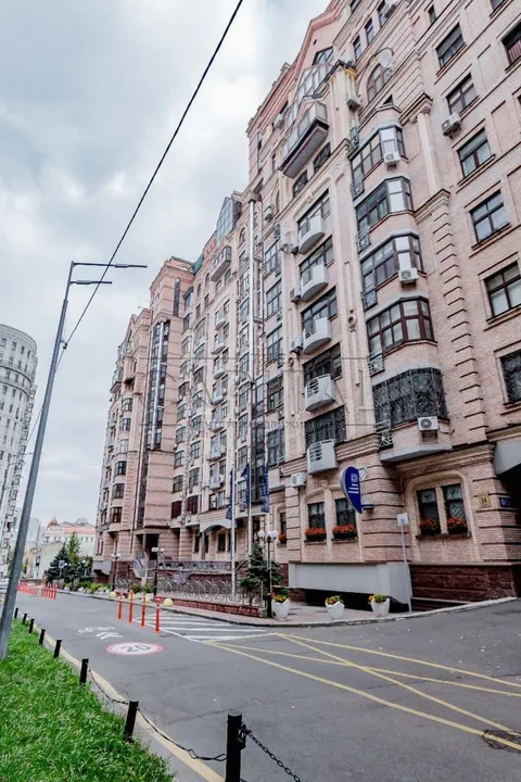 Аренда  квартира Киевская обл., Киев, Паторжинского ул., 14 - 30/34