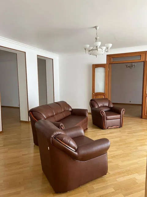 Аренда  квартира Киевская обл., Киев, Паторжинского ул., 14 - 32/34