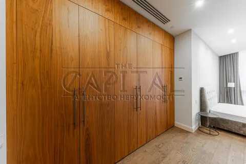 Аренда  квартира Киевская обл., Киев, Шевченко Тараса ул., 30 - 28/32