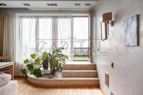 Аренда  квартира Киевская обл., Киев, Владимирская ул., 49а - 6/30