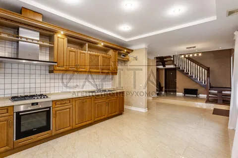 Аренда  частный дом Киевская обл., Киев, Черняховского ул., 36а - 3/40