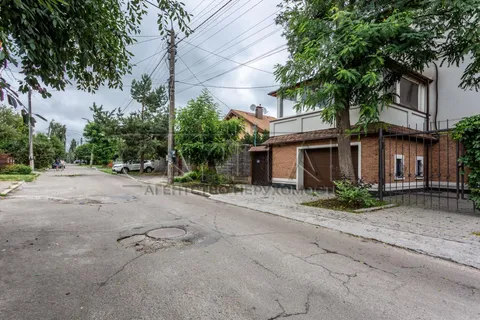 Аренда  частный дом Киевская обл., Киев, Черняховского ул., 36а - 36/40