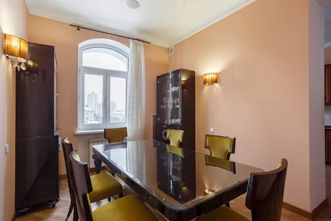 Аренда  квартира Киевская обл., Киев, Орлика Пилипа ул., 6 - 42/43