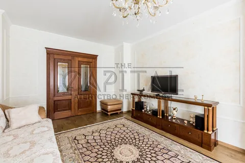 Аренда  квартира Киевская обл., Киев, Дмитриевская ул., 75 - 9/27