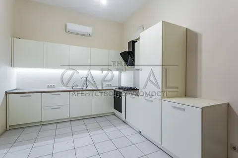 Аренда  частный дом Киевская обл., Киев, Яготинская ул., 5 - 11/30