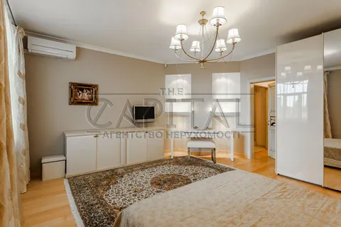 Аренда  квартира Киевская обл., Киев, Кропивницкого ул., 8 - 26/36
