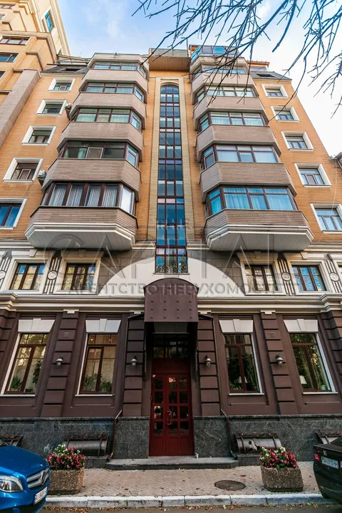 Аренда  квартира Киевская обл., Киев, Кропивницкого ул., 8 - 35/36
