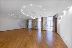 Аренда  квартира Киевская обл., Киев, Павловская ул., 26/41