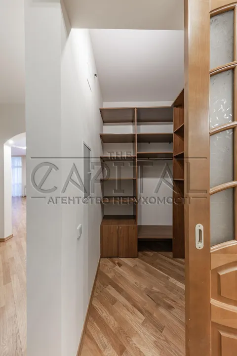 Аренда  квартира Киевская обл., Киев, Павловская ул., 26/41 - 32/53