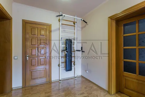 Аренда  квартира Киевская обл., Киев, Аллы Горской ул., 8 - 28/35