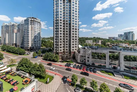 Аренда  квартира Киевская обл., Киев, Андрея Верхогляда ул., 16 - 27/28