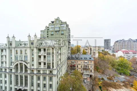 Аренда  квартира Киевская обл., Киев, Гончара Олеся ул., 26 - 9/28